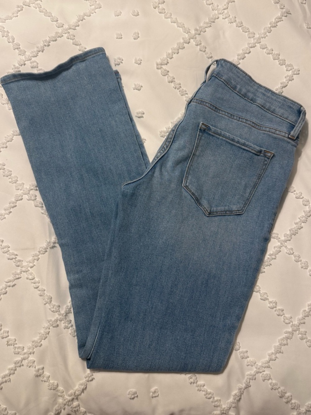 Old Navy WOW Flare Jeans Size 6